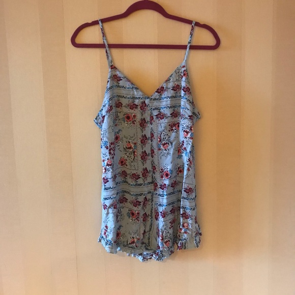 YOUNG BOHEMIANS Light Blue Floral Romper - Picture 2 of 6